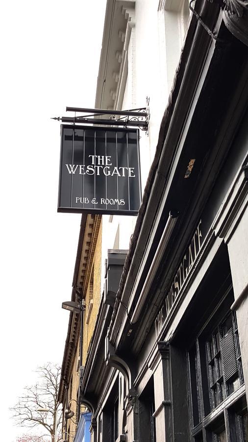 Hotel The Westgate Winchester Esterno foto